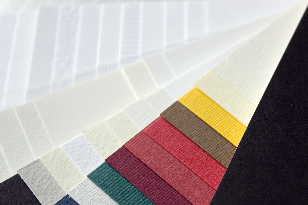 How to Choose Paper Finishes for Commercial Print Jobs